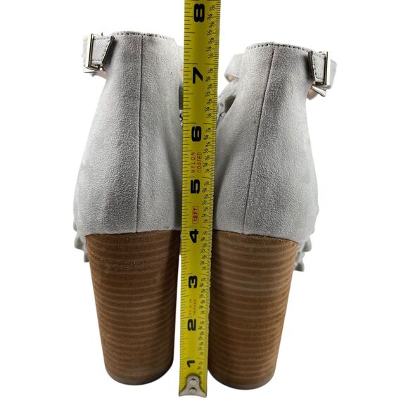Call It Spring Women's Sandals Size 8 Gray Faux Suede Block Heel Ankle Strap - Picture 9 of 11